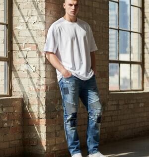 Crysp Denim 44x32 Tapered Leg Patches Distressed Faded Whisking Grunge Biker Y2K